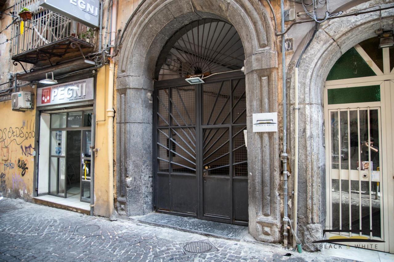 Residence Black & White Napoli Esterno foto