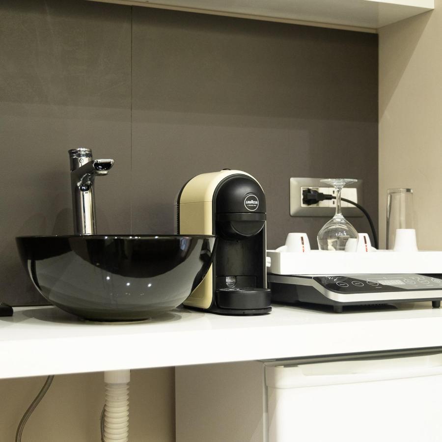 Residence Black & White Napoli Esterno foto